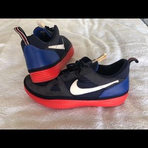 Nike Men’s Solarsoft running sneakers